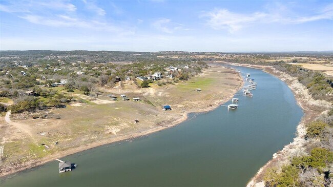 Building Photo - 1201 Lakeshore Dr
