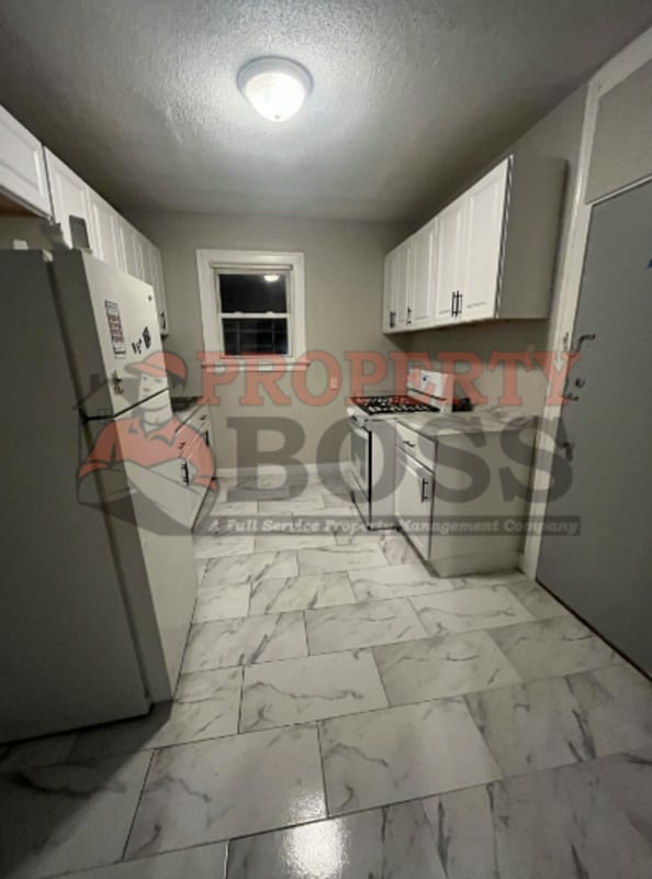 Building Photo - 1502 Broadway St