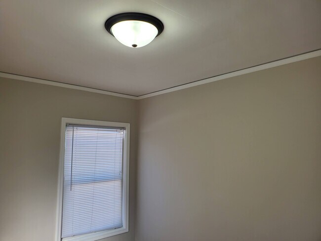 Building Photo - 3234 Kinsey Ave