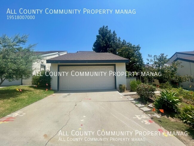 Primary Photo - 4 Bed 2 bath home in San Marcos for RENT!