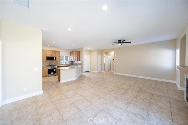 Building Photo - 2564 Wallace Ct