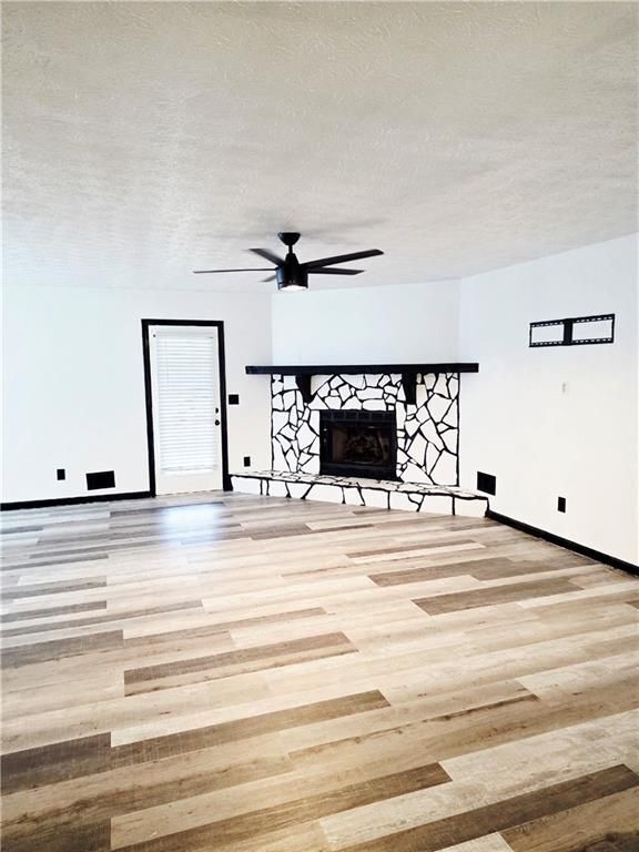 Building Photo - 1800 Keenland Pl