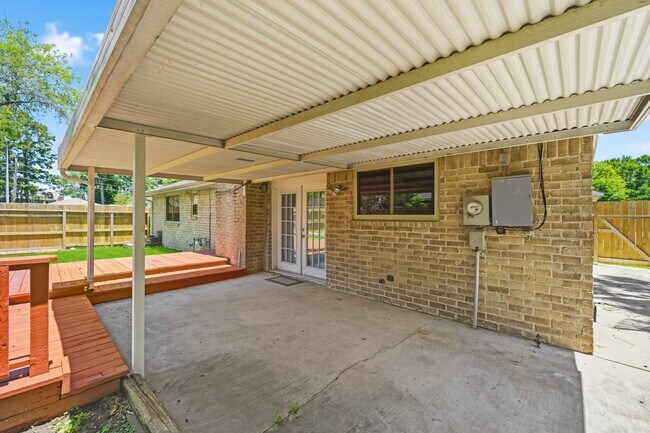 Building Photo - 17511 Favor Bend Ct