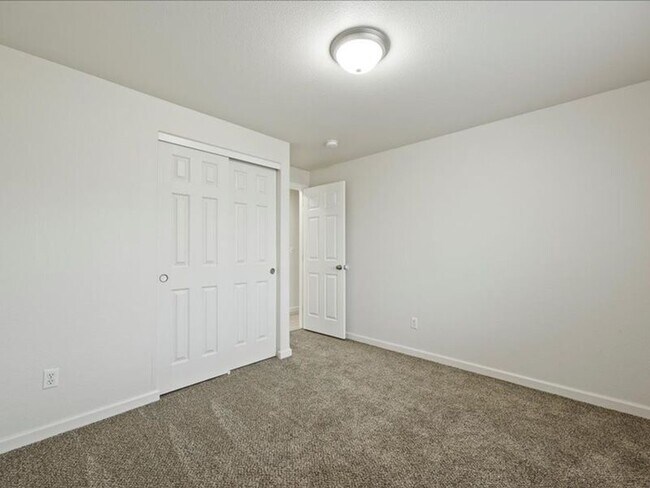 Building Photo - 7912 Quadra Dr