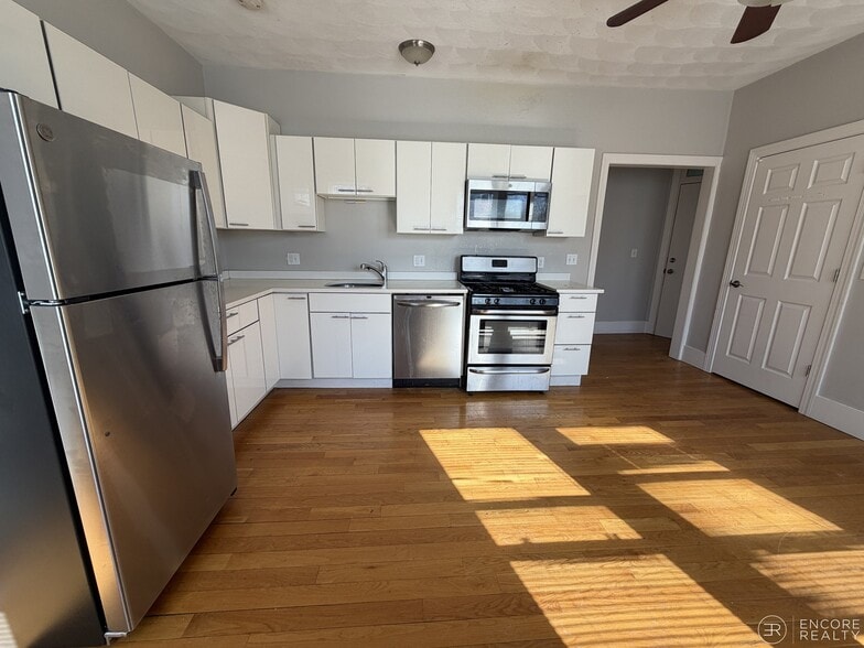 Building Photo - 33 Portsmouth St