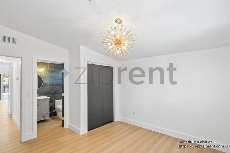 Building Photo - 28023 Tampa Ave