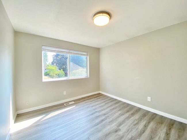 Building Photo - Great Home for rent