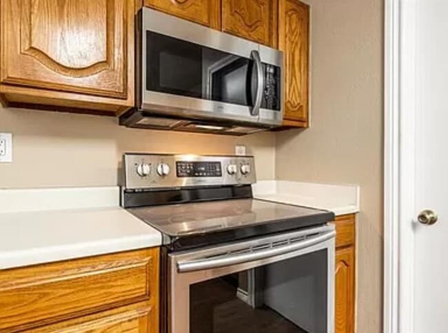 Building Photo - 3105 Boxwood Ln