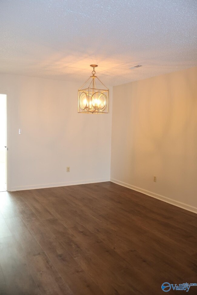 Building Photo - 6864 Steeplechase Dr NW