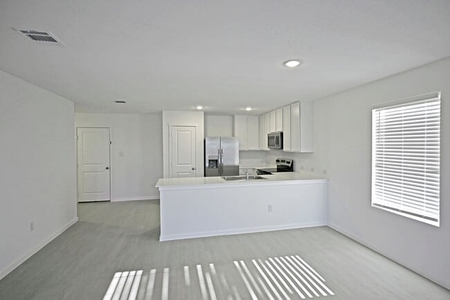 Building Photo - 3837 Low Tide