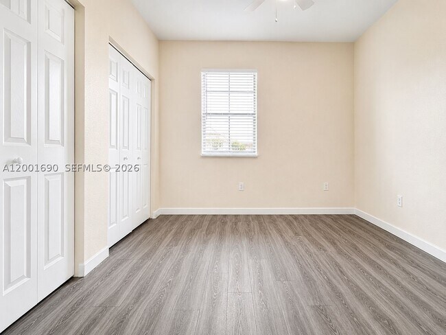 Building Photo - 8913 W 35th Way