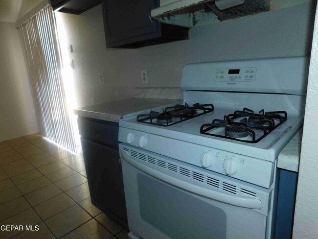 Building Photo - 11957 Picasso Dr