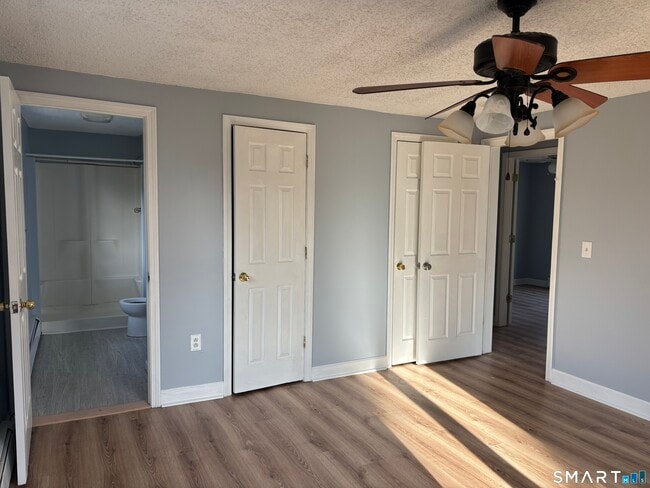 Building Photo - 2105 Reservoir Ave