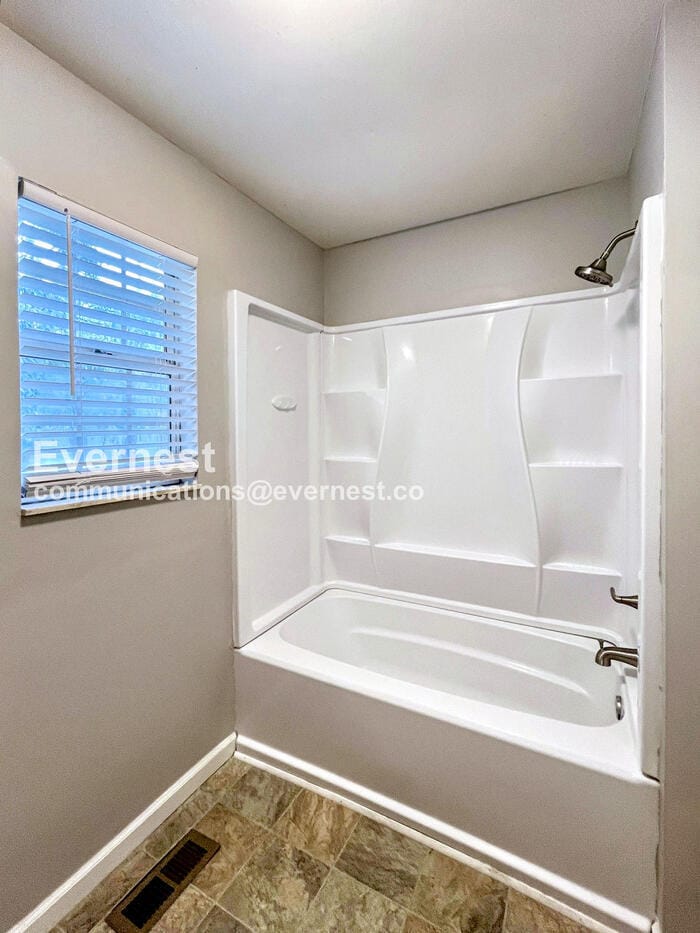 Building Photo - 3241 New Towne Rd