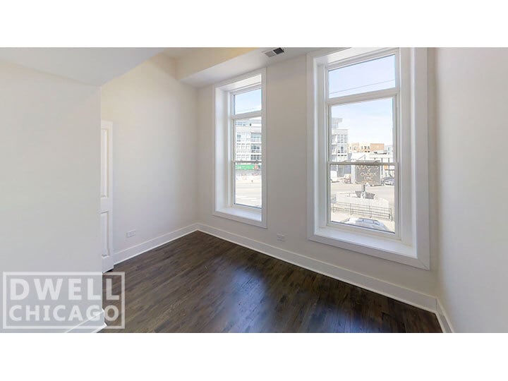 Building Photo - 2362 N Clybourn Ave