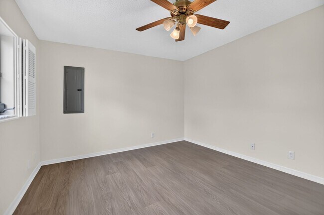 Building Photo - 2358 Deer Creek Trail