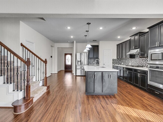 Building Photo - 11066 Walts Run Ln