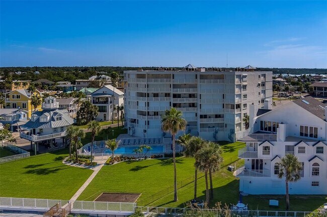 Building Photo - 17980 Gulf Blvd