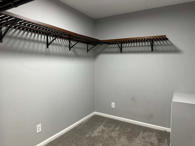 Building Photo - Charming 3 Bedroom 2 Bath for rent!!