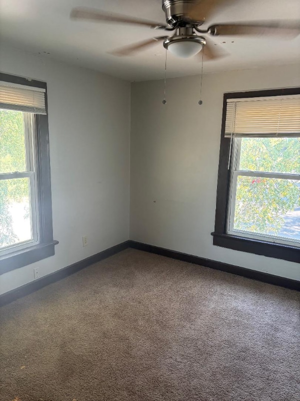 Building Photo - 1603 Riverside Dr