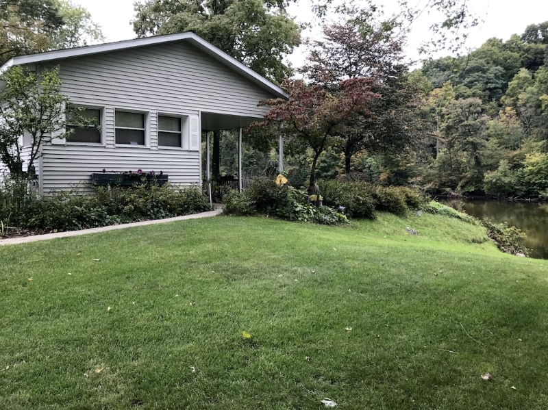 Building Photo - 6437 Bell Meadows
