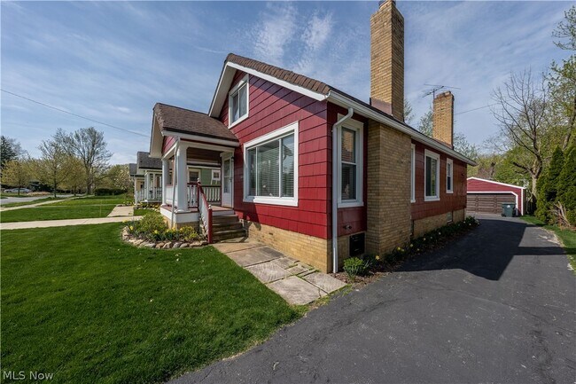 Building Photo - 1474 Middleton Rd