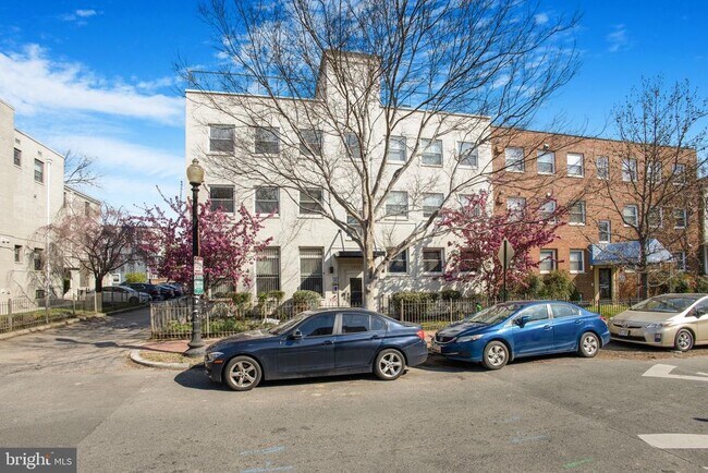 Building Photo - 1310 K St SE