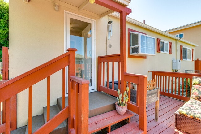 Building Photo - 2355 21st St