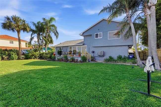 Building Photo - 377 22nd Ave SE