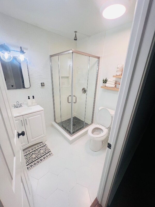 Building Photo - 6609 Malvin Dr
