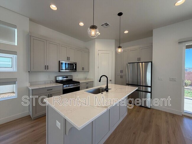 Building Photo - 2908 Church Oak Dr