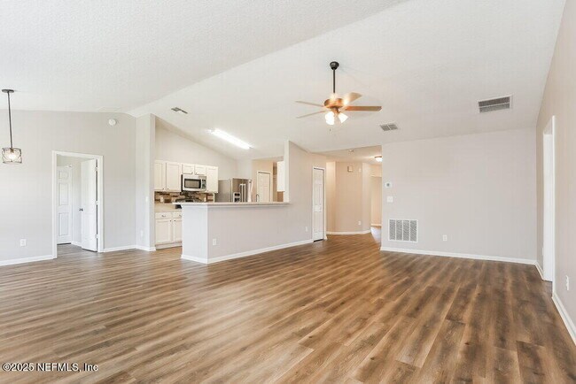 Building Photo - 2861 Taylor Hill Dr