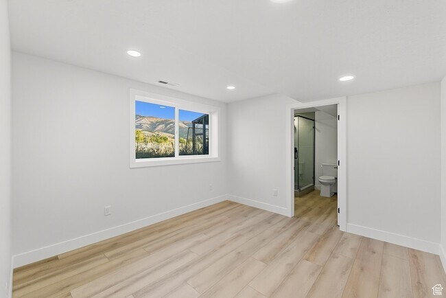 Building Photo - 5866 N Fork Rd