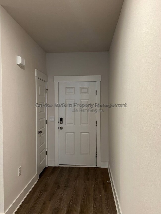 Building Photo - 5781 Danbury Blvd
