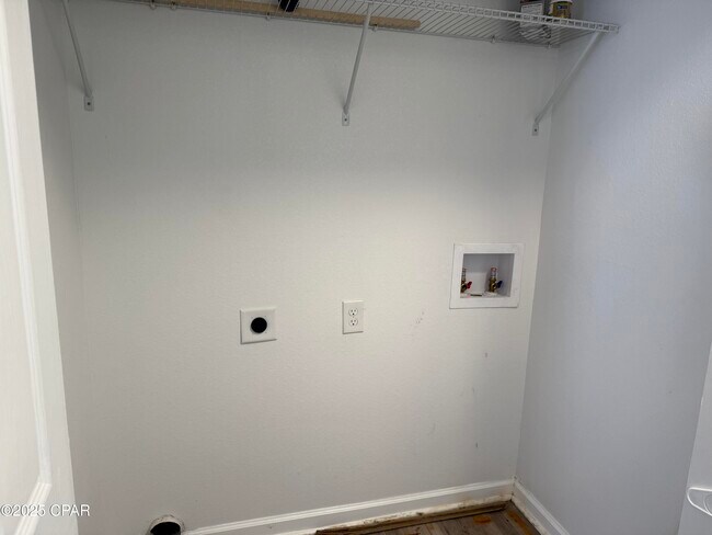 Building Photo - 130 Beulah Ave