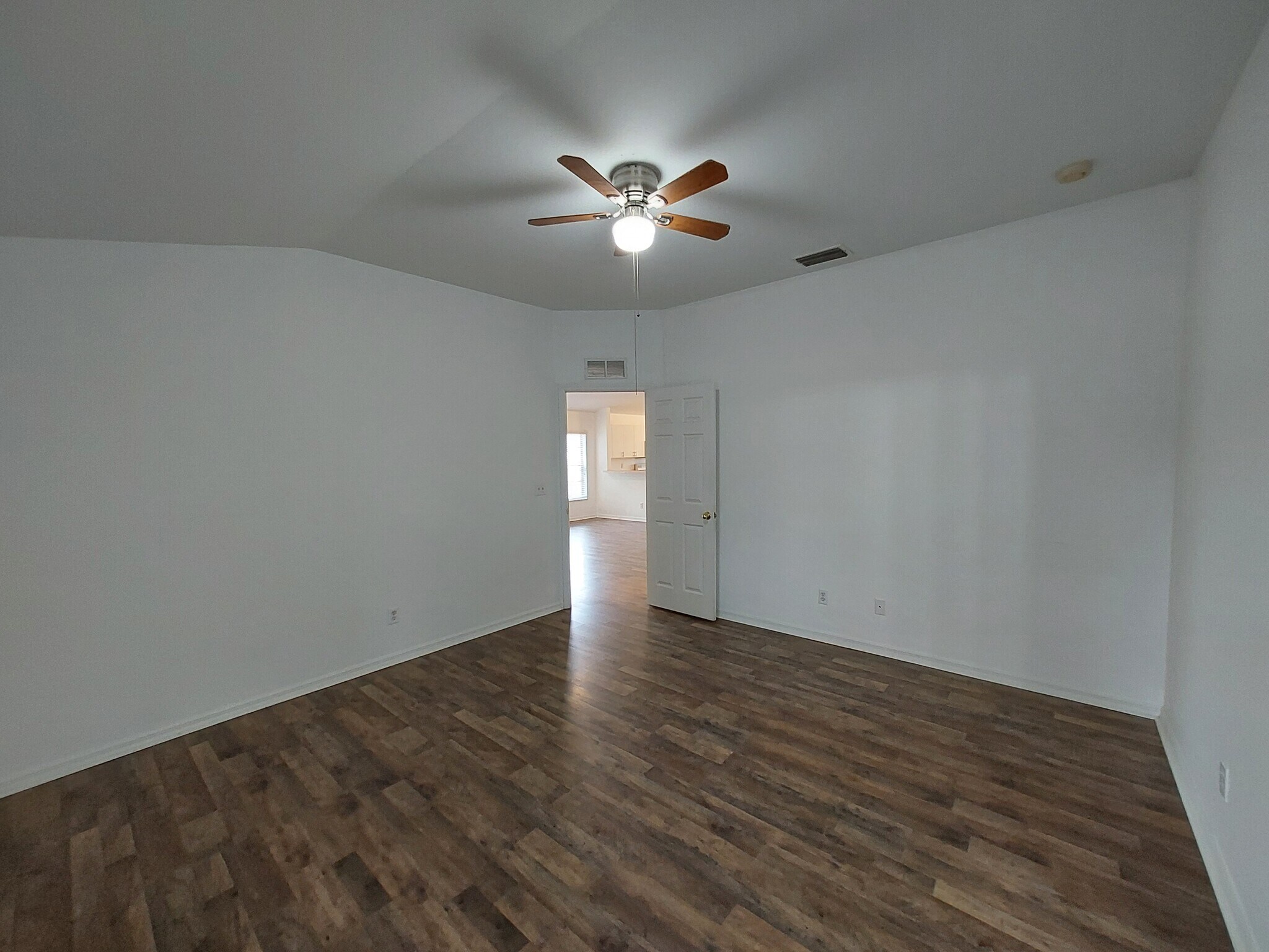 MBR - 557 Windermere Dr