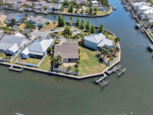 Building Photo - 5704 Sea Trout Pl