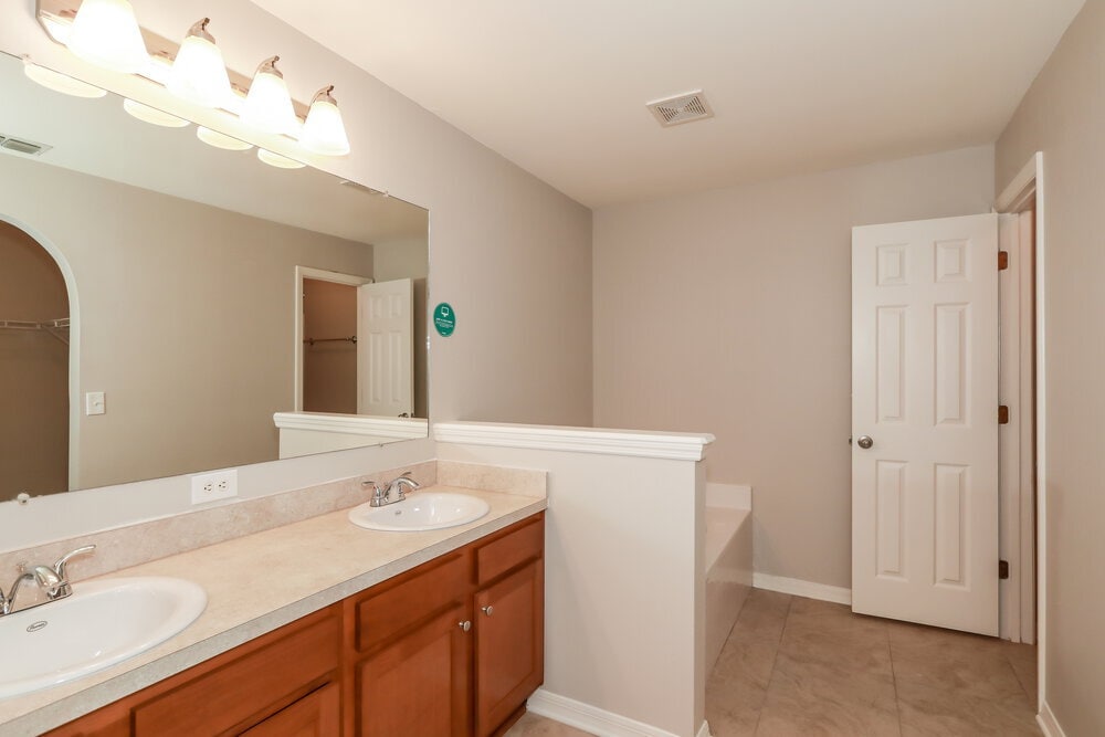 Building Photo - 3763 Iceni Court