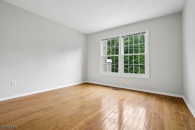 Building Photo - 85 Laurelwood Ct