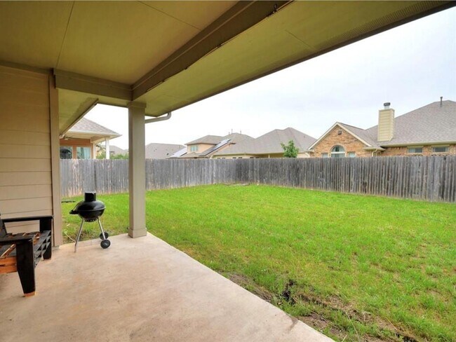 Building Photo - 204 Orvieto Ln