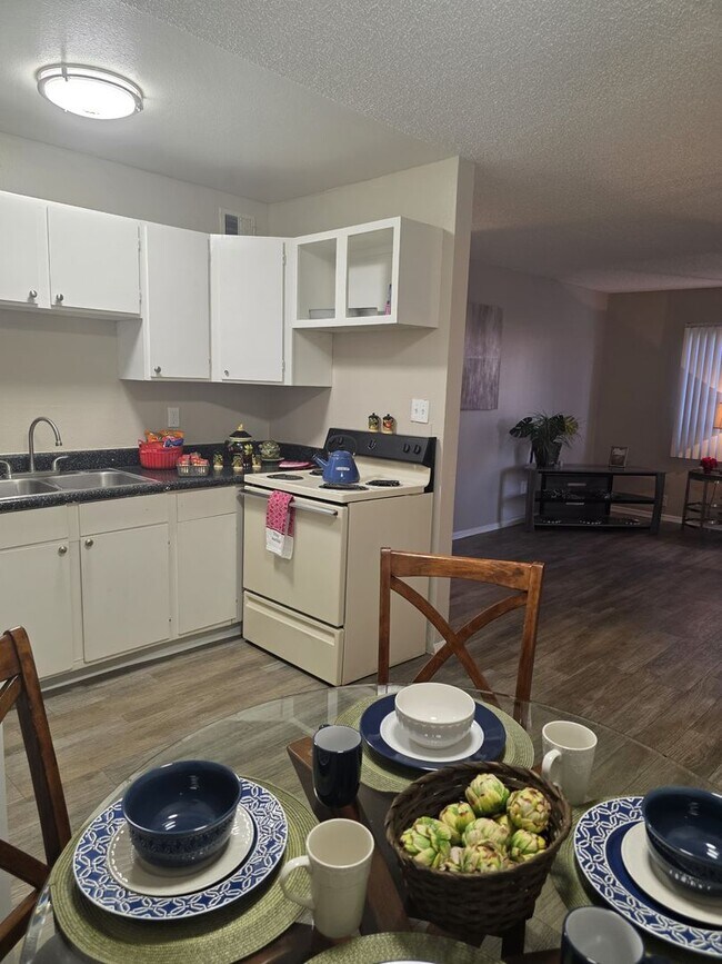 Interior Photo - Fort Lowell Place Apartments