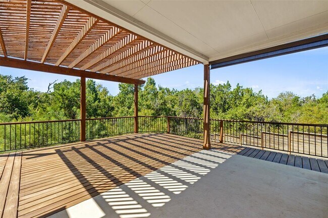 Building Photo - 11014 Cut Plains Loop