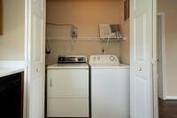 Building Photo - Courtyard Condominiums #08