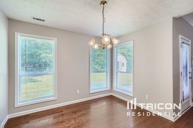 Building Photo - 509 Towler Shoals View