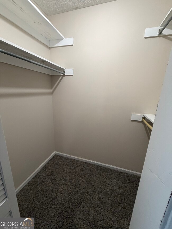 Building Photo - 107 Pineneedle Ct