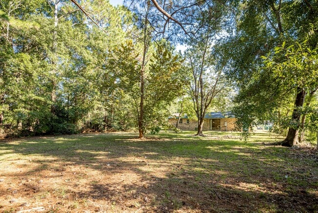 Building Photo - 3 Bedroom 1.5 Bath Home in Gautier!
