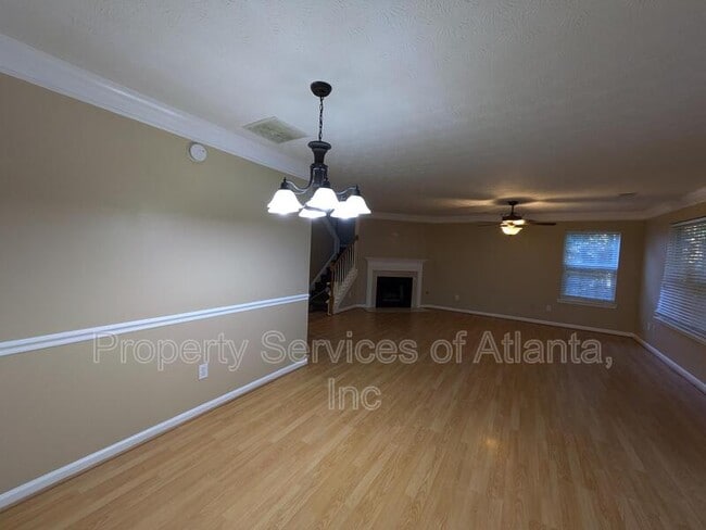 Building Photo - 518 Arbor Ridge Dr
