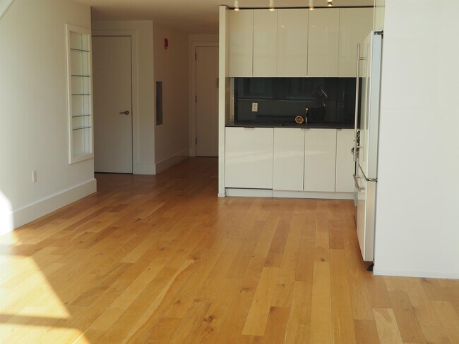 Building Photo - 50 Dey St