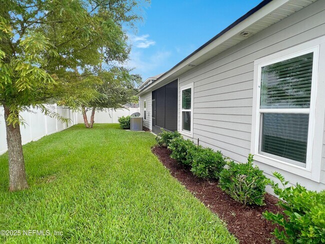 Building Photo - 84143 Swallowtail Dr