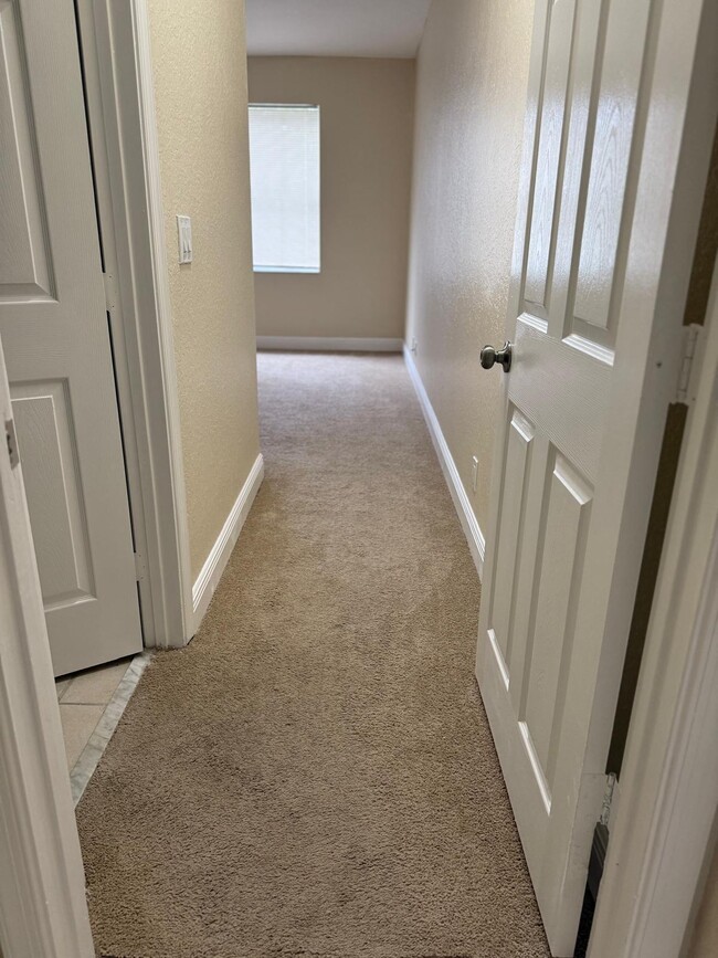 Building Photo - 3569 Forest Hill Blvd